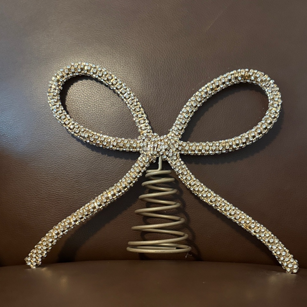 Elegant Gold and Silver Colored Rhinestone Bow  Christmas Tree Topper  NWT